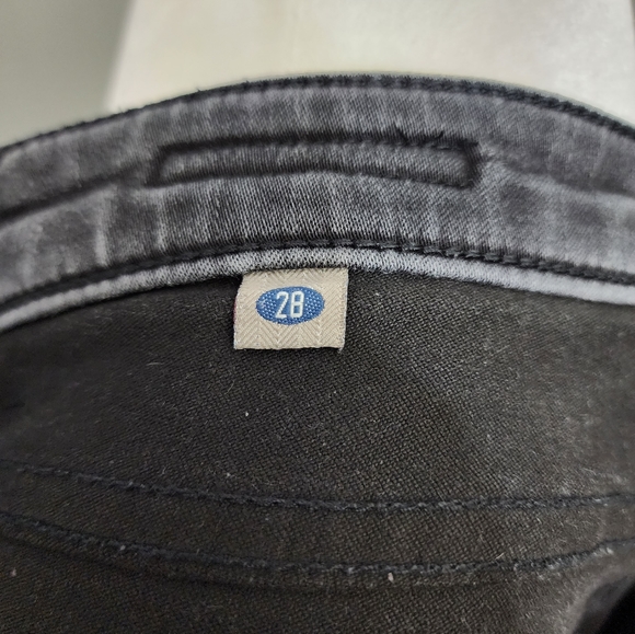 Citizens Of Humanity Rocket High Rise Skinny Jeans - Picture 11 of 11